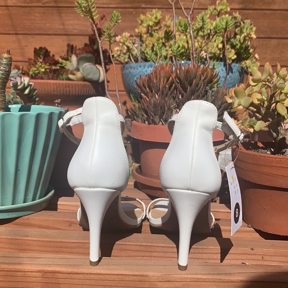 White Studded Heels NWT - Picture 4 of 8